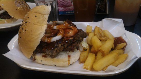 Kaboom Wings & Burgers